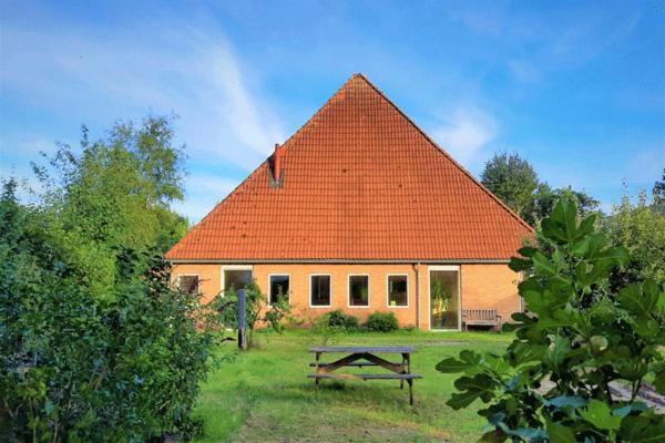 Vakantiehuis Met Jacuzzi 4 Personen Giethoorn Exterior photo